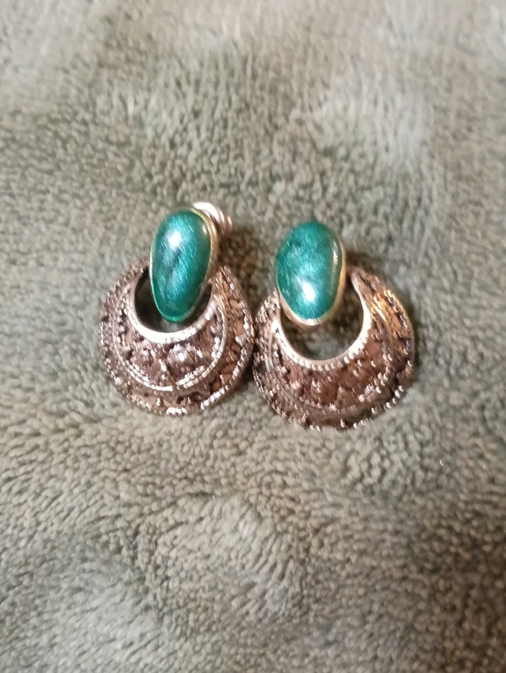 Green Stone Drop Earrings with Filigree Accents - Women Jewelry